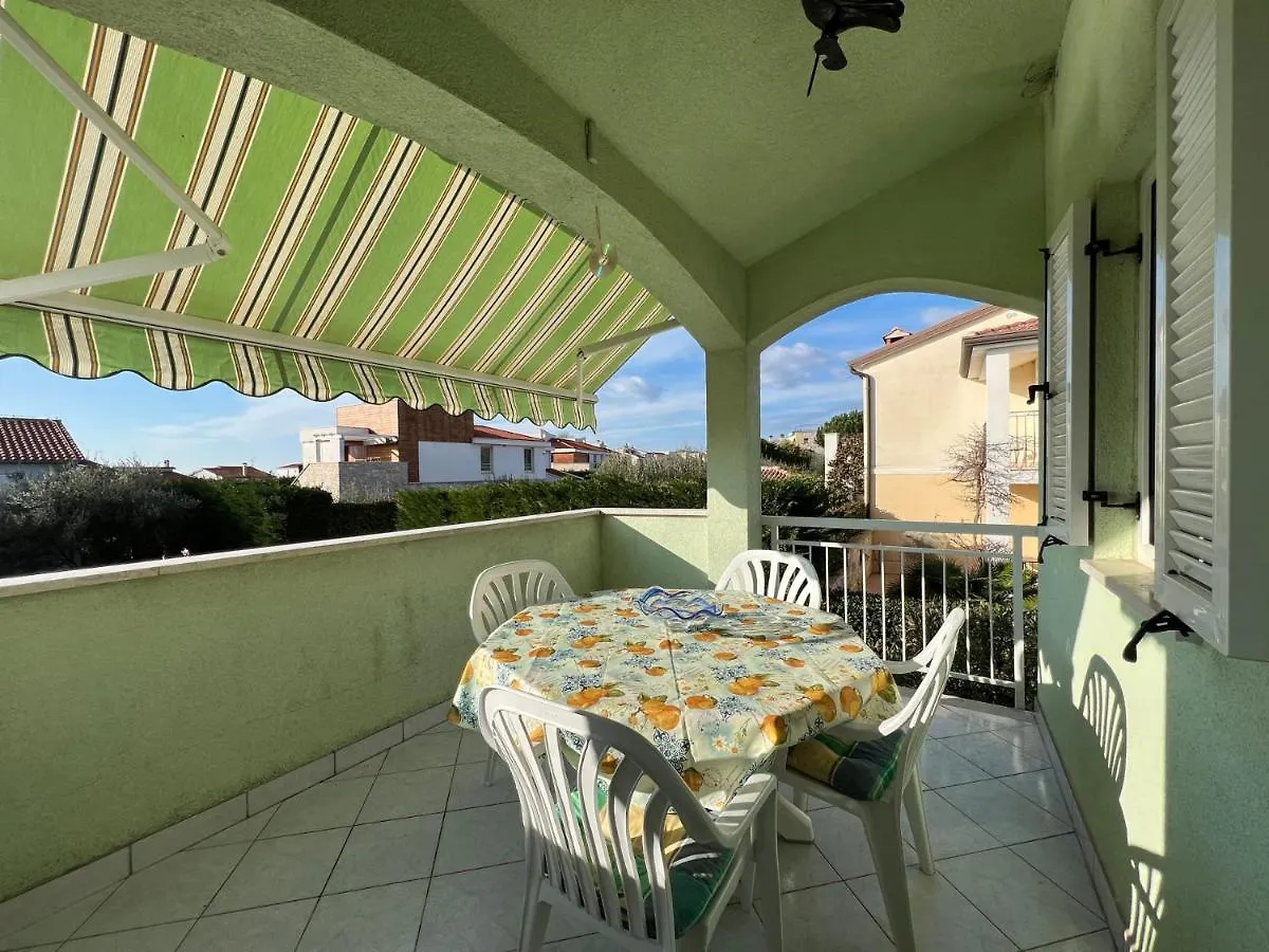 Apartman Iva Apartment Tar-Vabriga