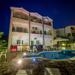 Baldi -apartmani Danny Apartment