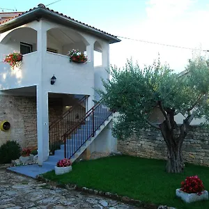 Mira Apartment