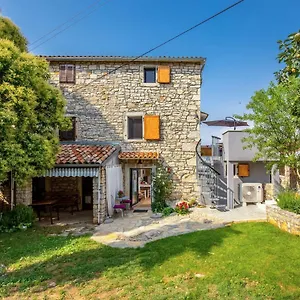 Li Apartman